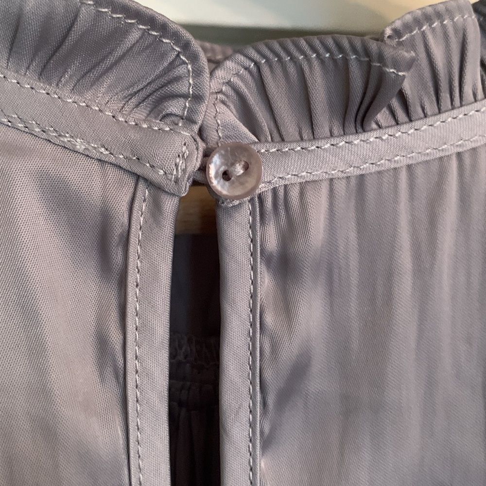 Joie Soft Pearl Grey Mauve Satin Flutter Sleeve B… - image 6